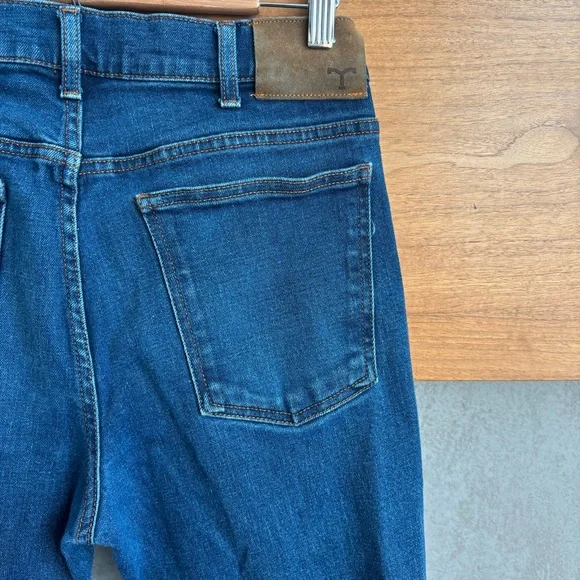 Tecovas Men’s Rugged Standard Jeans in Dark Denim, Size 30X34